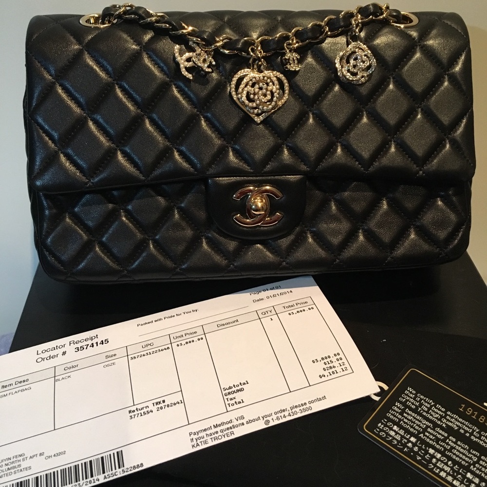(SOLD)Chanel Valentine Medium Classic Flap
